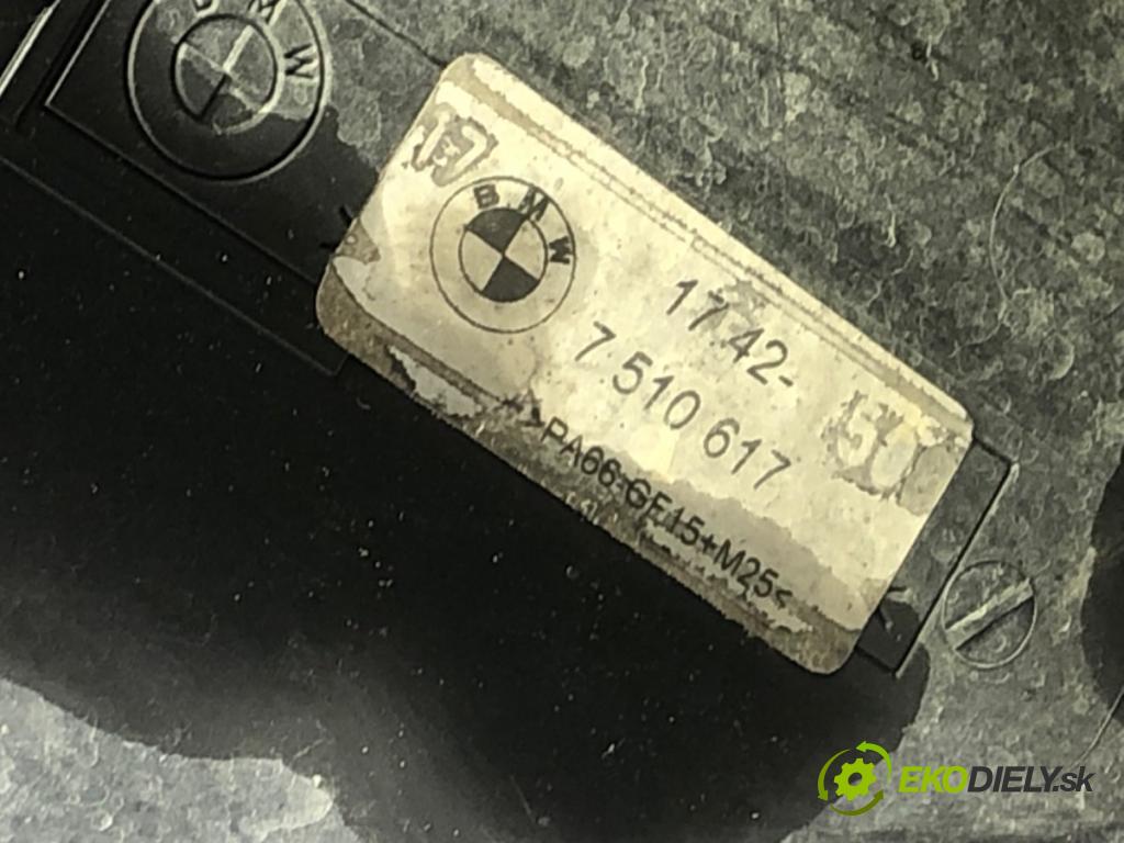 BMW E46 sedan 2002 85 kW 316 i 1596 ventilátor chladiče  (Ventilátor)