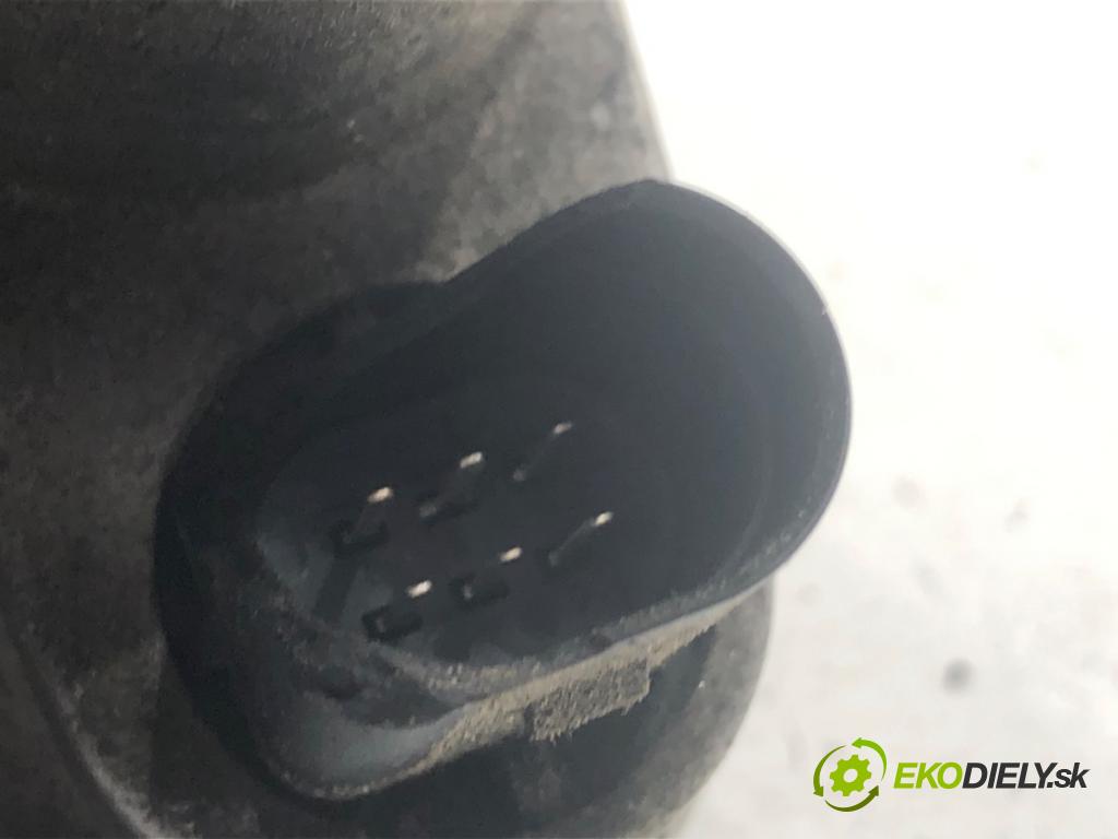 BMW E46 sedan 2002 85 kW 316 i 1596 Škrtiaca klapka 1439224 (Škrtiaca klapka)