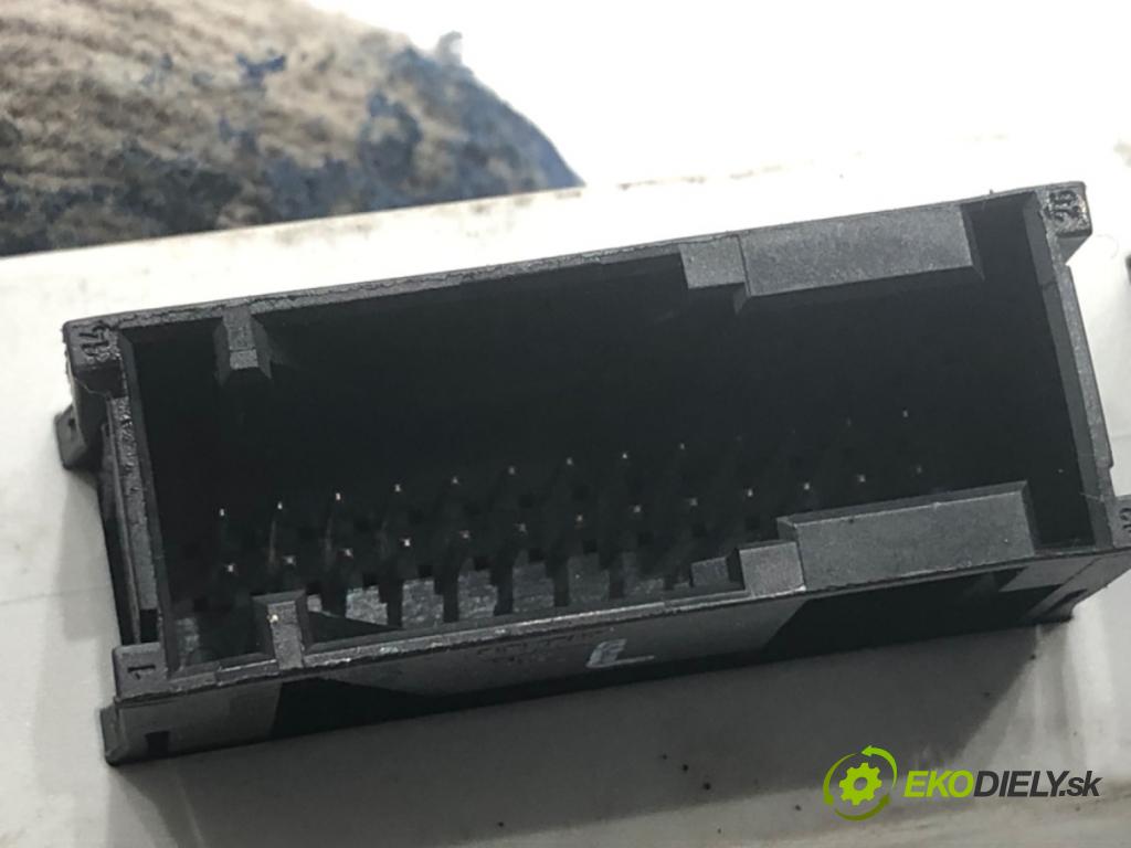 BMW E46 sedan 2002 85 kW 316 i 1596 Modul komfortu 6914367 (Modul komfortu)