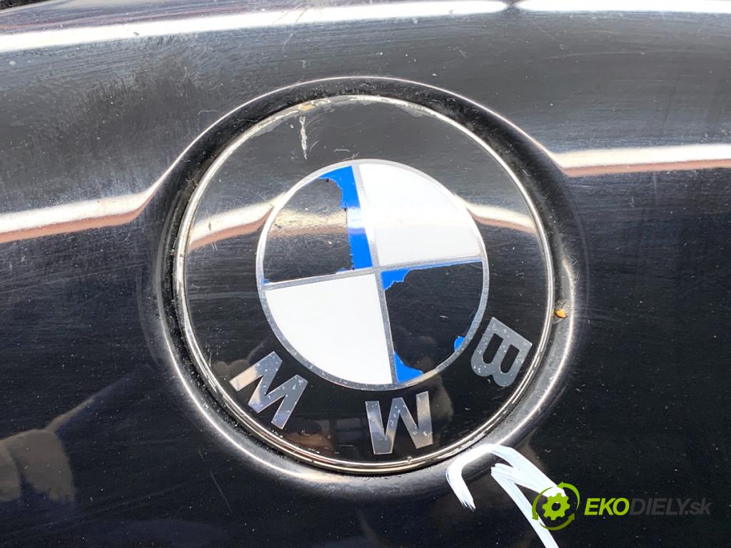 BMW E46 sedan 2002 85 kW 316 i 1596 kapota  (Kapota)