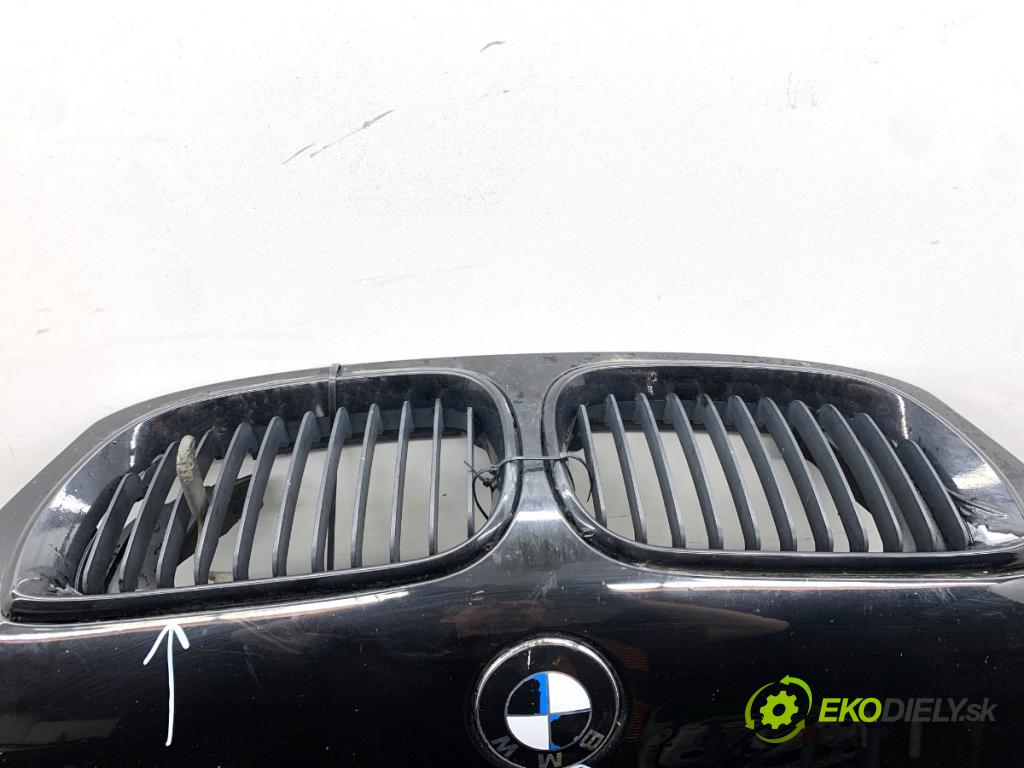 BMW E46 sedan 2002 85 kW 316 i 1596 kapota  (Kapota)