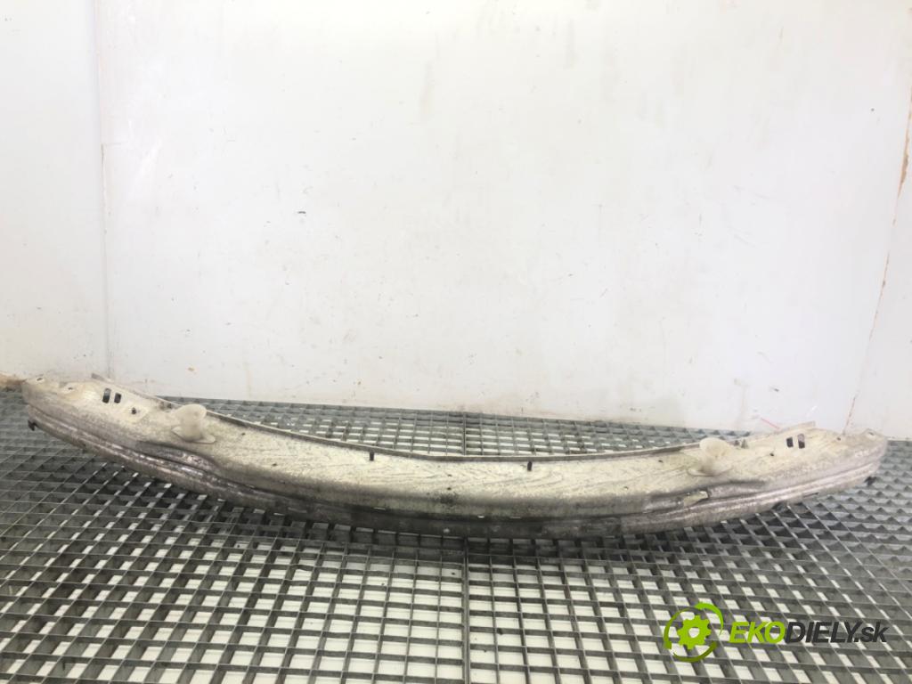 BMW E46 sedan 2002 85 kW 316 i 1596 výztuha nárazníka přední část  (Přední výztuha)