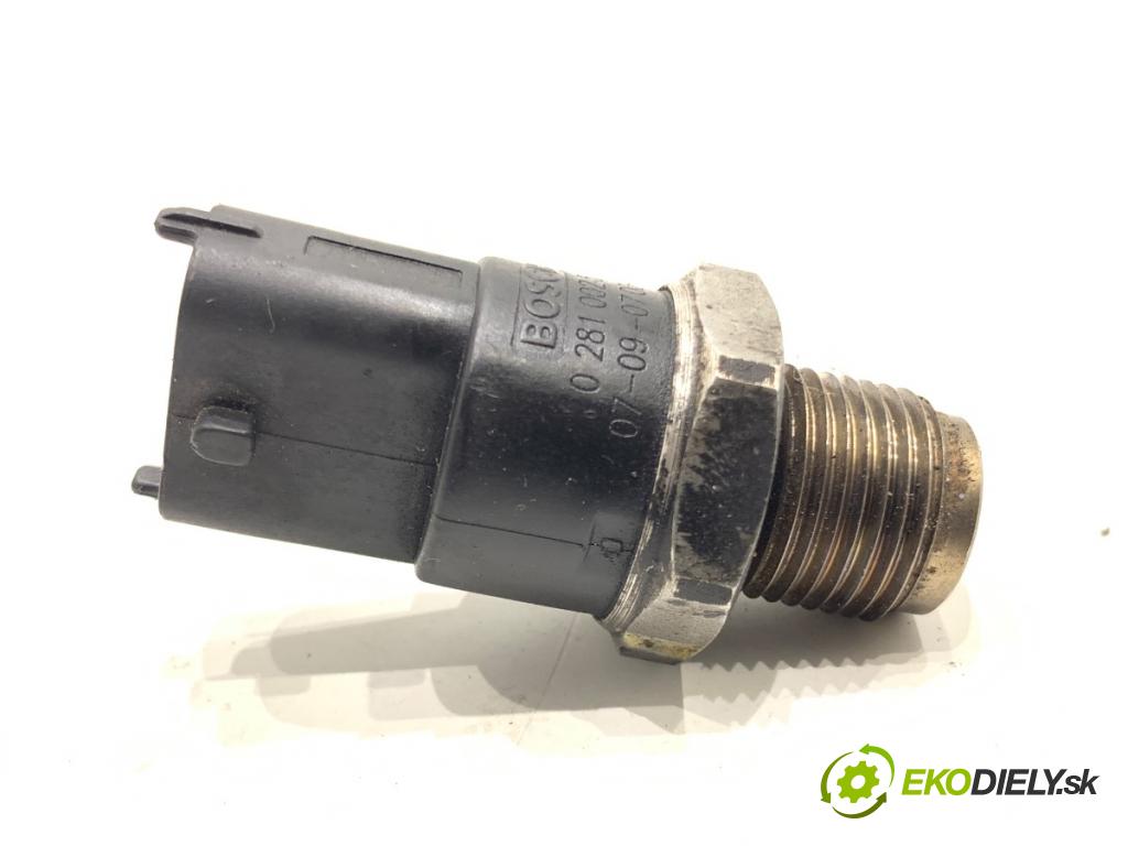 HONDA CR-V III SUV 2008 103 kW 2.2 i-CTDi 4WD (RE6) 2204 Snímač tlaku paliva 0281002534 (Snímač)