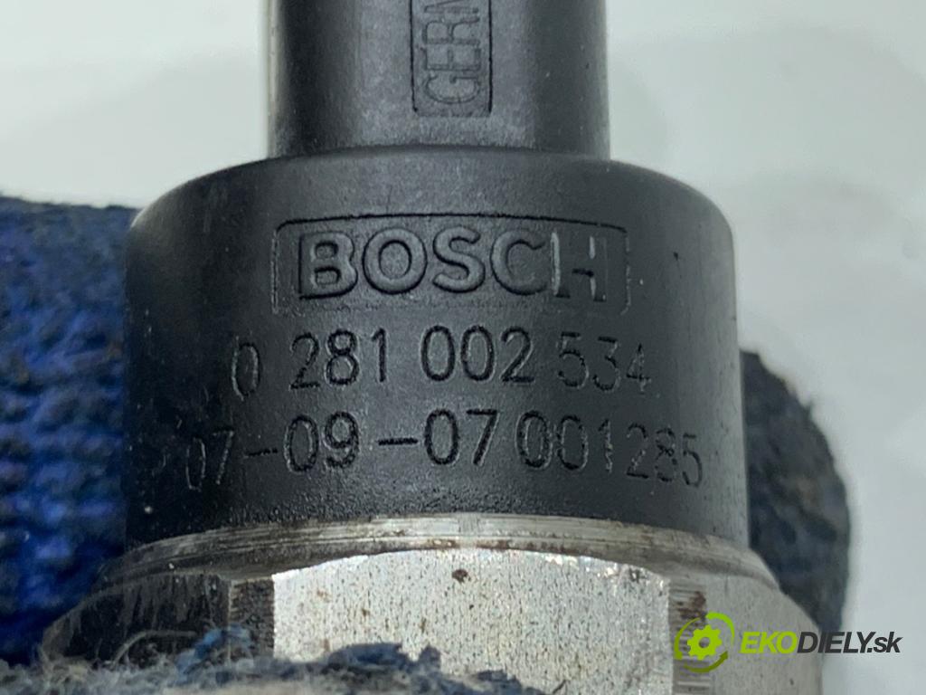 HONDA CR-V III SUV 2008 103 kW 2.2 i-CTDi 4WD (RE6) 2204 Snímač tlaku paliva 0281002534 (Snímač)