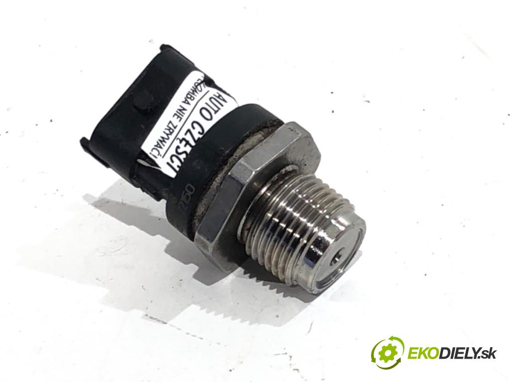 JAGUAR XF II sedan  132 kW 2.0 D 1999 Snímač tlaku paliva 0281006468 (Snímač)