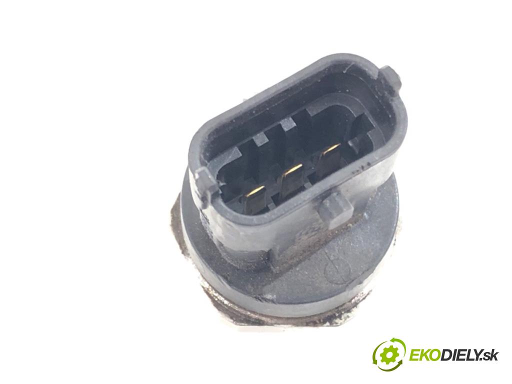 JAGUAR XF II sedan  132 kW 2.0 D 1999 Snímač tlaku paliva 0281006468 (Snímač)