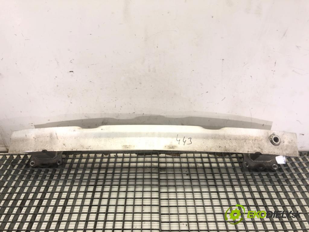 AUDI A7 C8 liftback 2023 195 kW 45 TFSI Mild Hybrid quattro 1984 výztuha nárazníka zadní část  (Zadní výztuha)