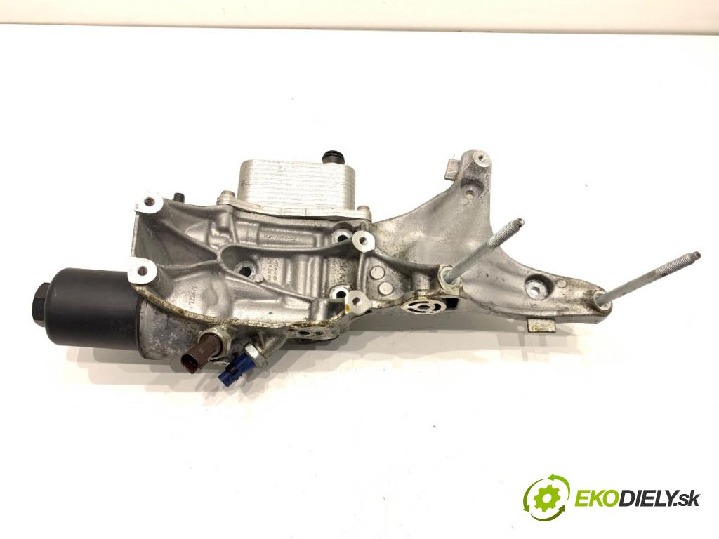 AUDI A7 C8 liftback 2023 195 kW 45 TFSI Mild Hybrid quattro 1984 obal chladič oleje 06Q117021E
