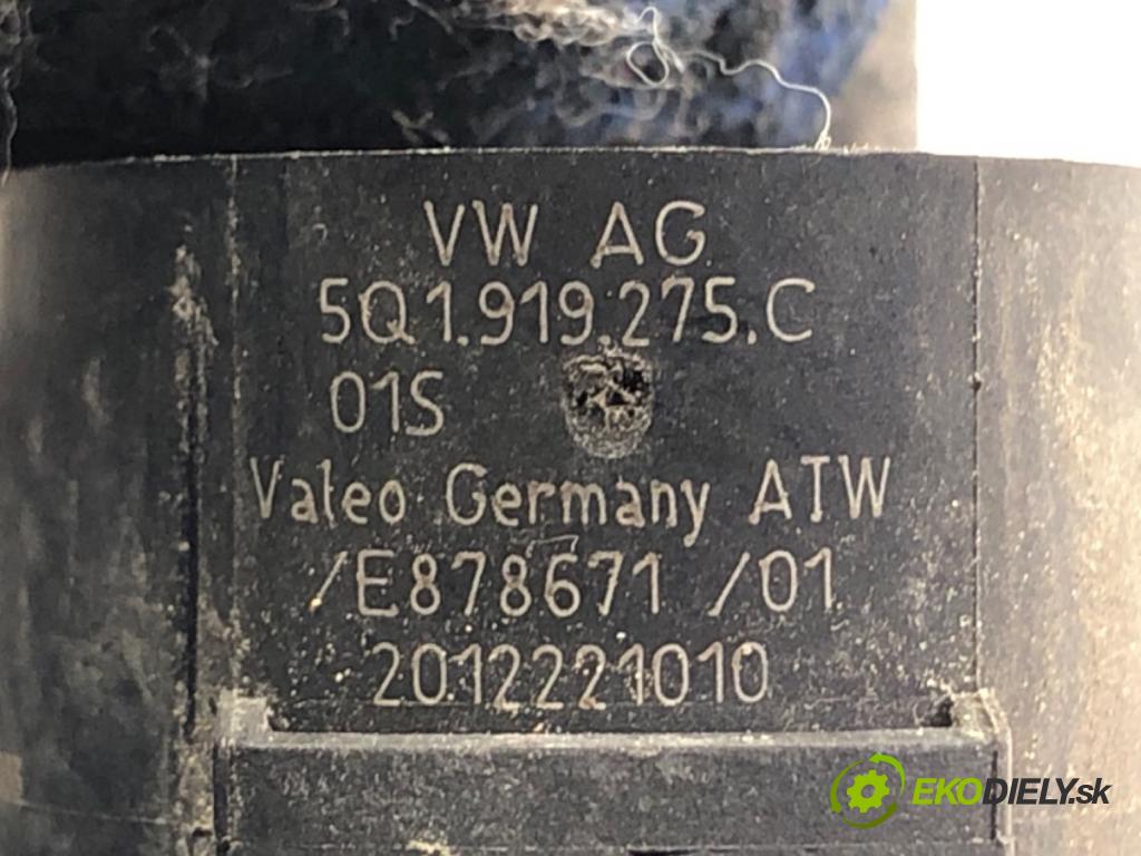 AUDI A7 C8 liftback 2023 195 kW 45 TFSI Mild Hybrid quattro 1984 snímač PDC 5Q1919275C