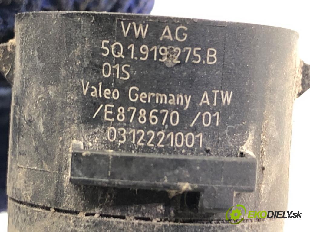 AUDI A7 C8 liftback 2023 195 kW 45 TFSI Mild Hybrid quattro 1984 snímač PDC 5Q1919275B