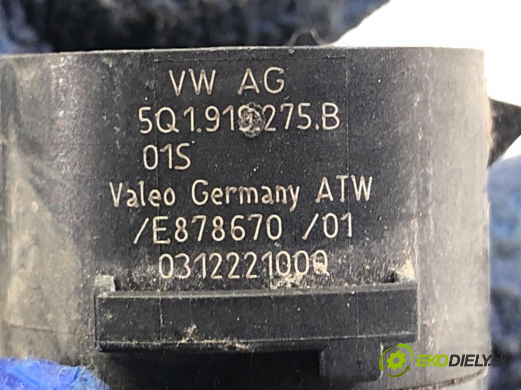 AUDI A7 C8 liftback 2023 195 kW 45 TFSI Mild Hybrid quattro 1984 snímač PDC 5Q1919275B