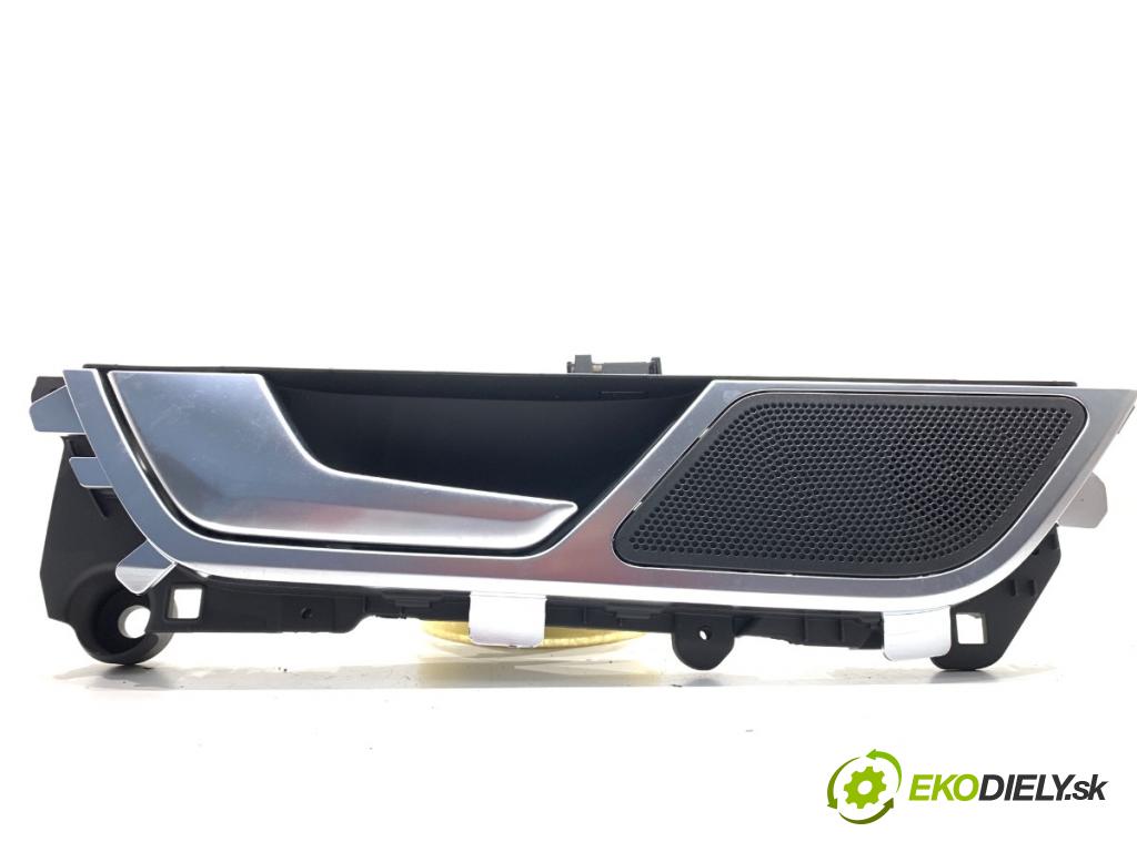 AUDI A7 C8 liftback 2023 195 kW 45 TFSI Mild Hybrid quattro 1984 klika vnitřní levý zadní část 4K0839019A