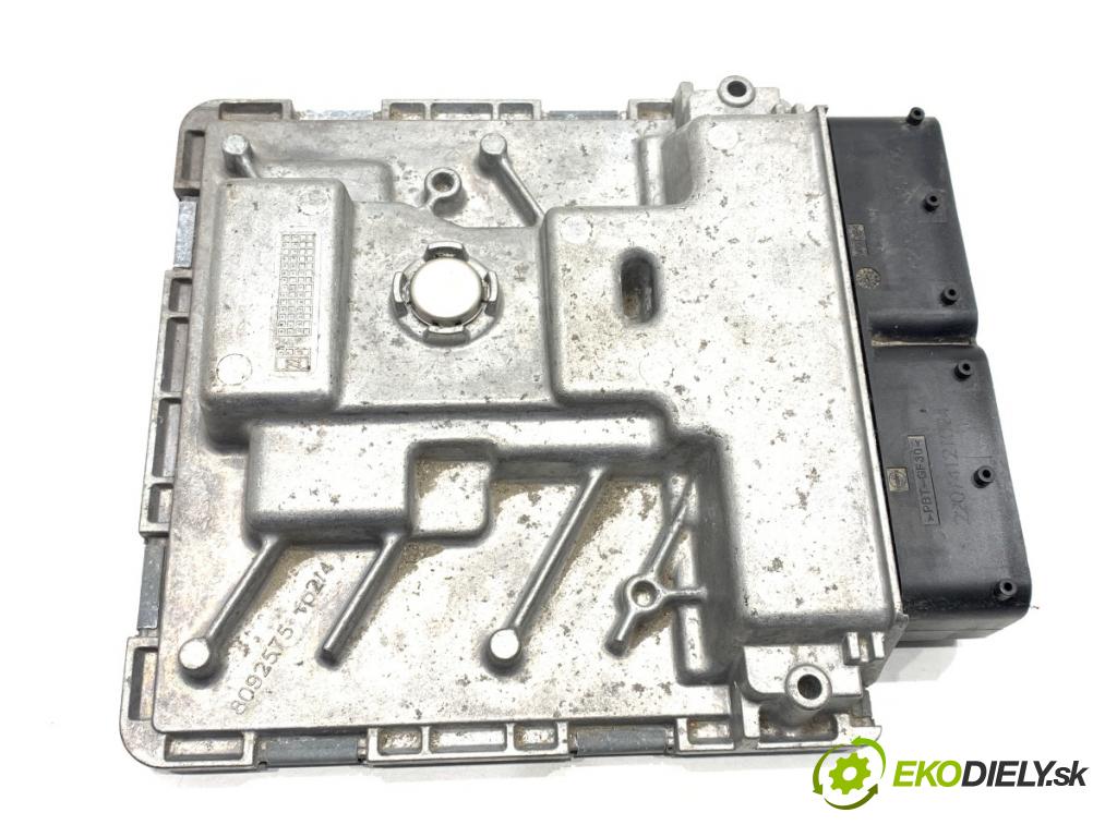 AUDI A7 C8 liftback 2023 195 kW 45 TFSI Mild Hybrid quattro 1984 riadiaca jednotka Motor 06N907425 (Riadiaca jednotka)