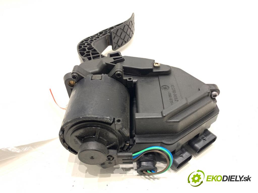 AUDI A7 C8 liftback 2023 195 kW 45 TFSI Mild Hybrid quattro 1984 Potenciometer plynu 4M1723523E (Potenciometer plynového pedálu)