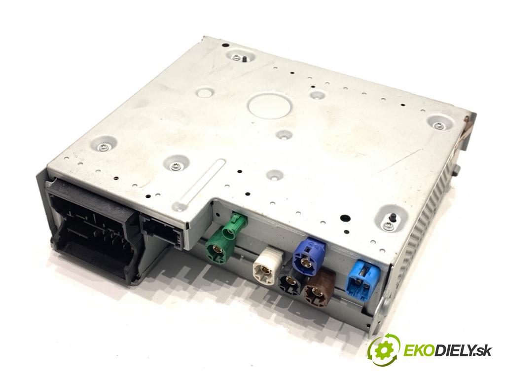 AUDI A7 C8 liftback 2023 195 kW 45 TFSI Mild Hybrid quattro 1984 RADIO 4M2035070C (Audio zařízení)