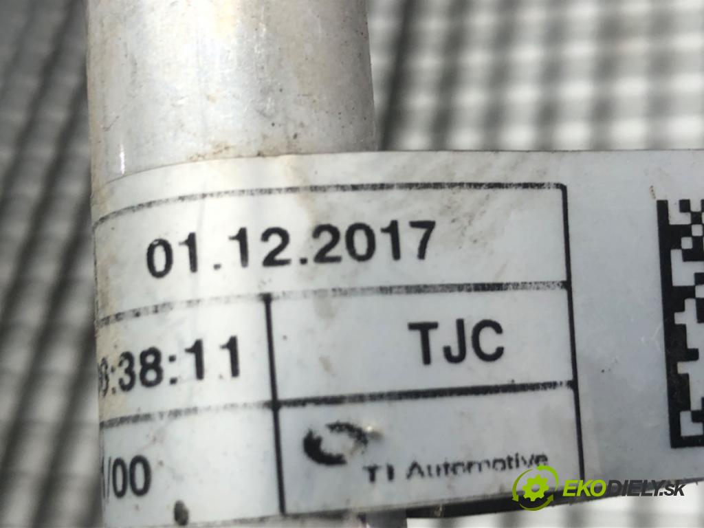 AUDI A7 C8 liftback 2023 195 kW 45 TFSI Mild Hybrid quattro 1984 rúrka klimatizácie 4K0816739K (Rúrka klimatizácie)