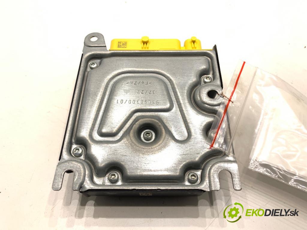 AUDI A7 C8 liftback 2023 195 kW 45 TFSI Mild Hybrid quattro 1984 senzor airbag 4N0959655AE (Snímač)