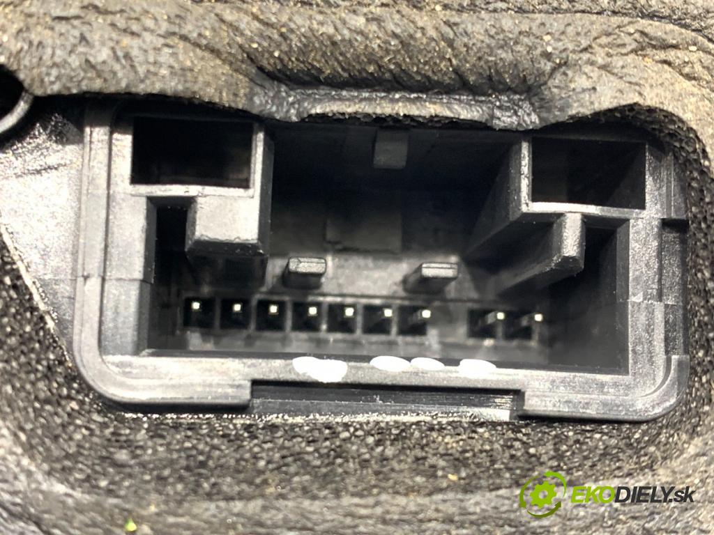 AUDI A7 C8 liftback 2023 195 kW 45 TFSI Mild Hybrid quattro 1984 zámok dveře levý zadní část 4K0839015R