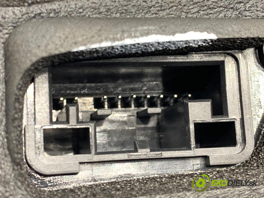 AUDI A7 C8 liftback 2023 195 kW 45 TFSI Mild Hybrid quattro 1984 zámok dveře pravý zadní část 4K0839016R