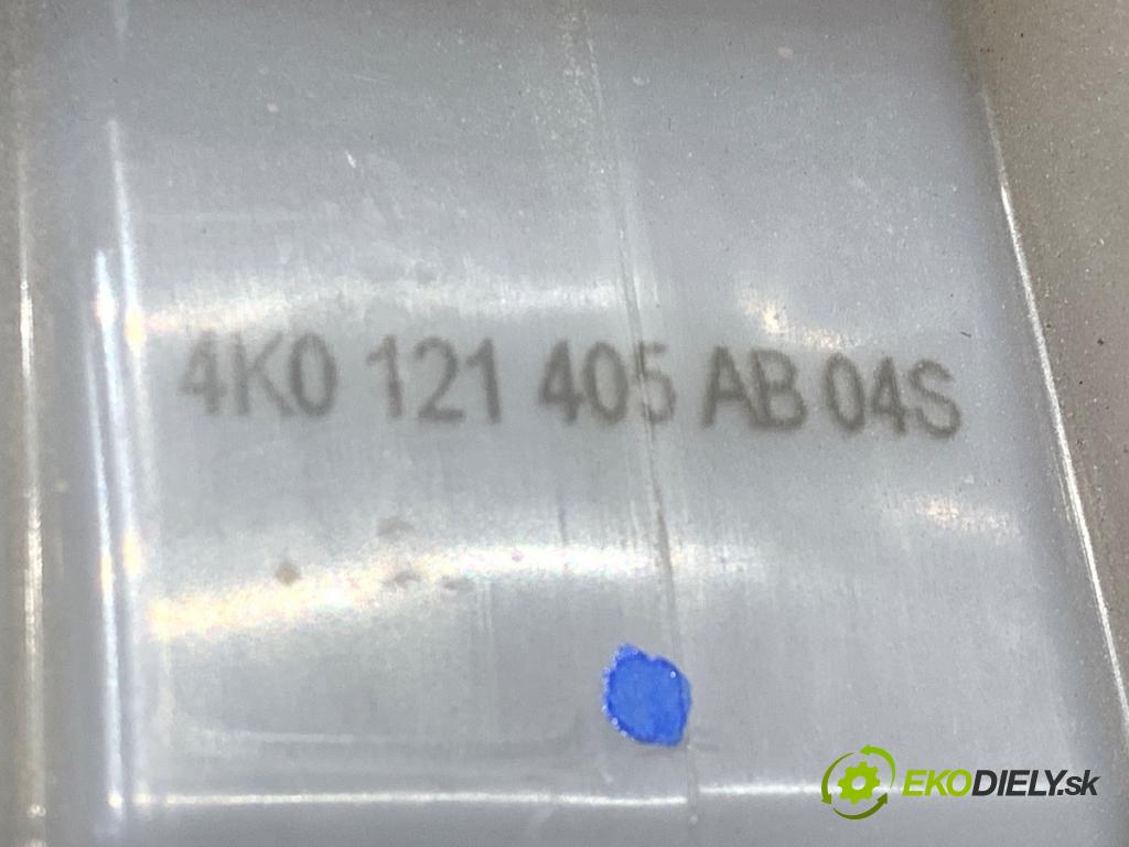 AUDI A7 C8 liftback 2023 195 kW 45 TFSI Mild Hybrid quattro 1984 nádržka vyrovnávací kapaliny chadicího 4K0121405AB