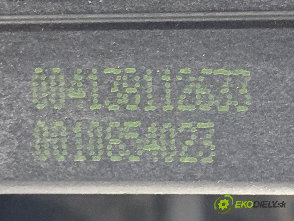 MERCEDES-BENZ S211 Kombi 2004 150 kW E 320 T CDI (211.226) 3222 zámok dveře pravý přední část 004138112633
