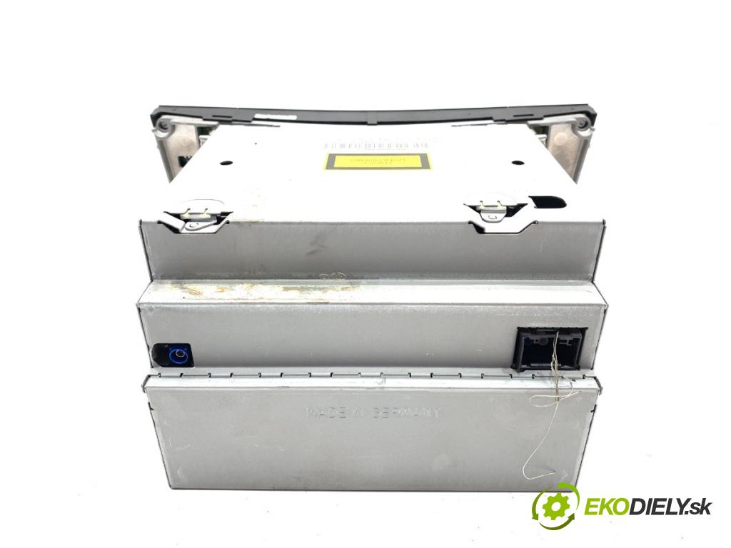 MERCEDES-BENZ S211 Kombi 2004 150 kW E 320 T CDI (211.226) 3222 RADIO A2118275142 (Audio zariadenie)