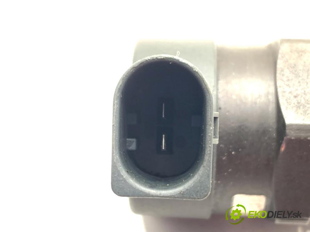 MERCEDES-BENZ S211 Kombi 2004 150 kW E 320 T CDI (211.226) 3222 Regulátor tlaku paliva A6110780449 (Palivový systém ostatní)