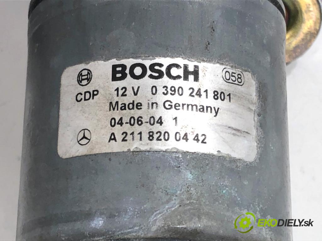 MERCEDES-BENZ S211 Kombi 2004 150 kW E 320 T CDI (211.226) 3222 Mechanizmus stieračov predný 2118200142 (Motorček stieračov predný)