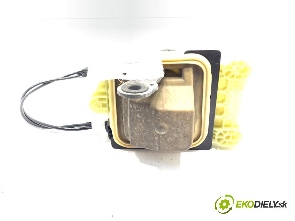 MERCEDES-BENZ S211 Kombi 2004 150 kW E 320 T CDI (211.226) 3222 Kulisa A2112673124 (Rýchlostná páka (kulisa))