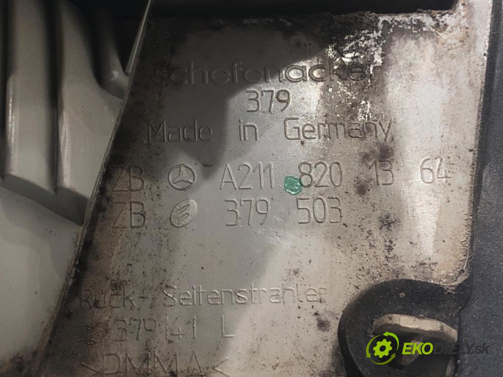 MERCEDES-BENZ S211 Kombi 2004 150 kW E 320 T CDI (211.226) 3222 světlo zadní část levá strana vnitřní A2118201364 (Klika dveří ostatní)