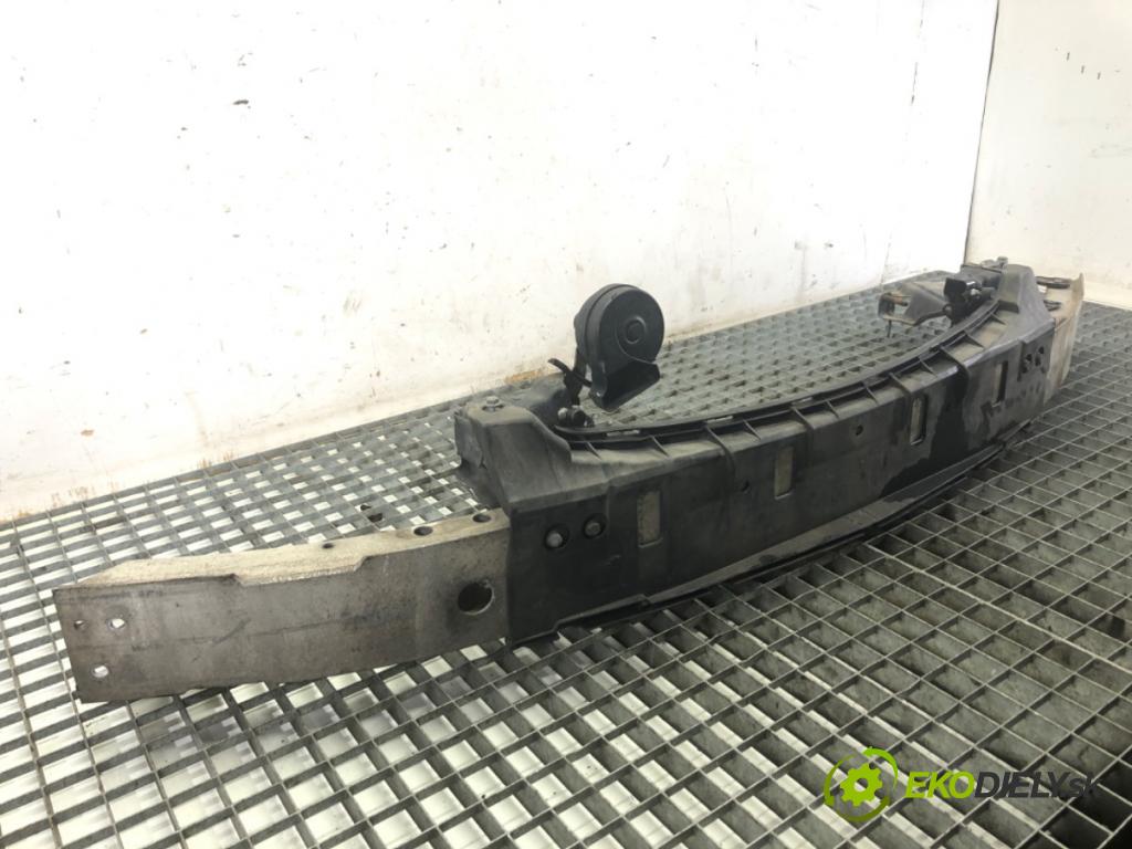 MERCEDES-BENZ S211 Kombi 2004 150 kW E 320 T CDI (211.226) 3222 výztuha nárazníka přední část  (Přední výztuha)