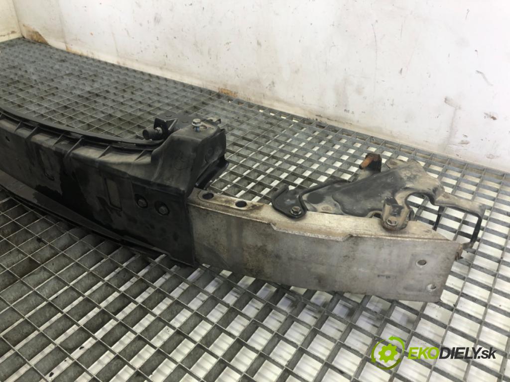 MERCEDES-BENZ S211 Kombi 2004 150 kW E 320 T CDI (211.226) 3222 výztuha nárazníka přední část  (Přední výztuha)