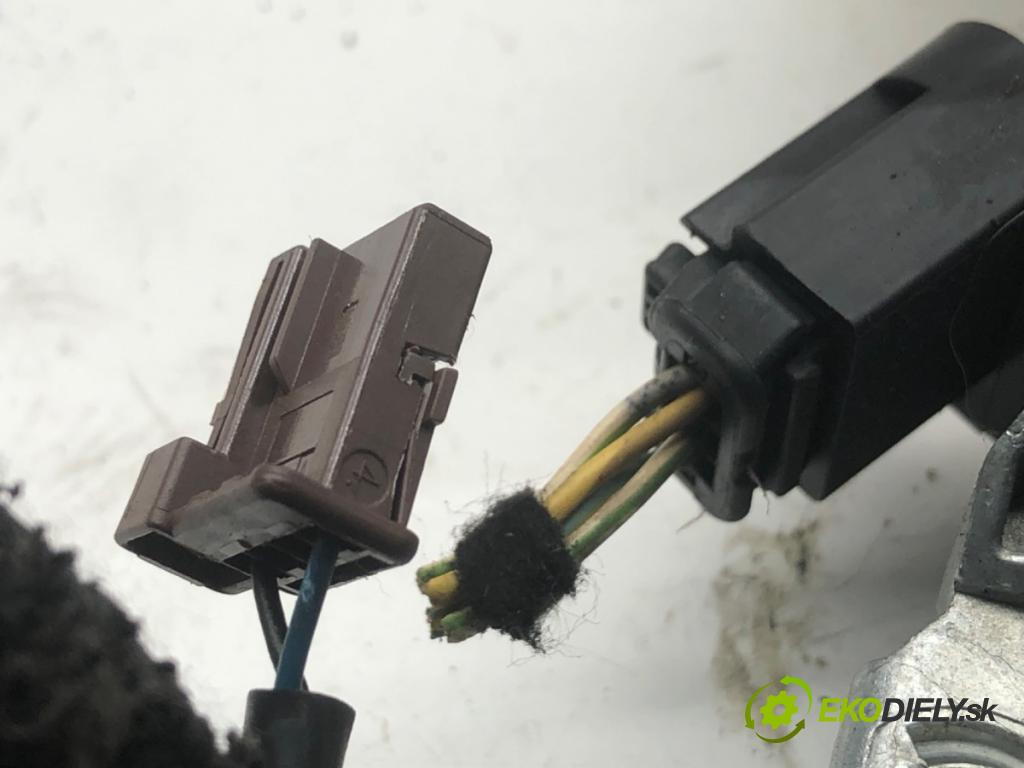 CITROEN C4 I liftback 2008 80 kW 1.6 16V 1587 spinačka 9663123380 (Spínacia skrinka)