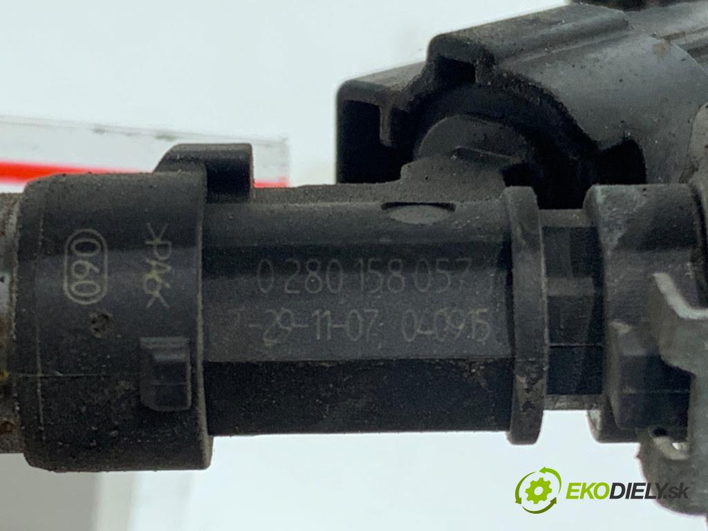 CITROEN C4 I liftback 2008 80 kW 1.6 16V 1587 Lišta vstrekovacia 0280158057 (Vstrekovacia lišta)