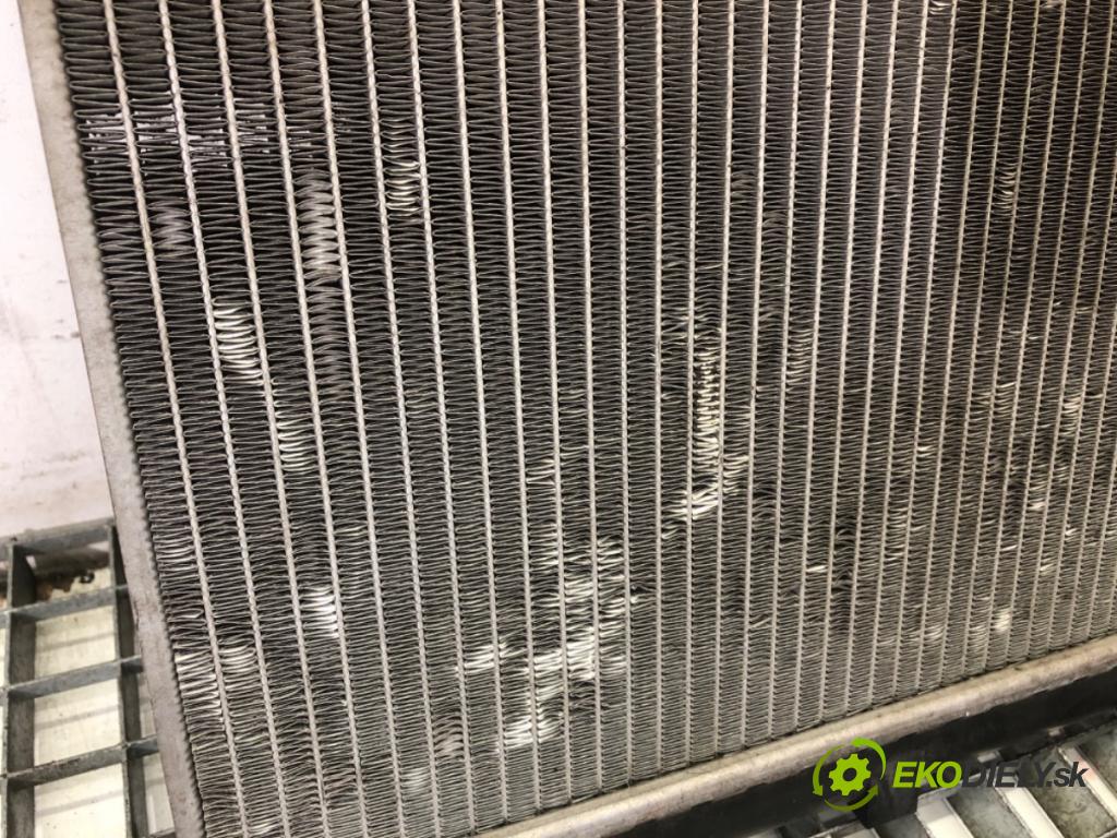 CITROEN C4 I liftback 2008 80 kW 1.6 16V 1587 chladič vody  (Vodní chladič)