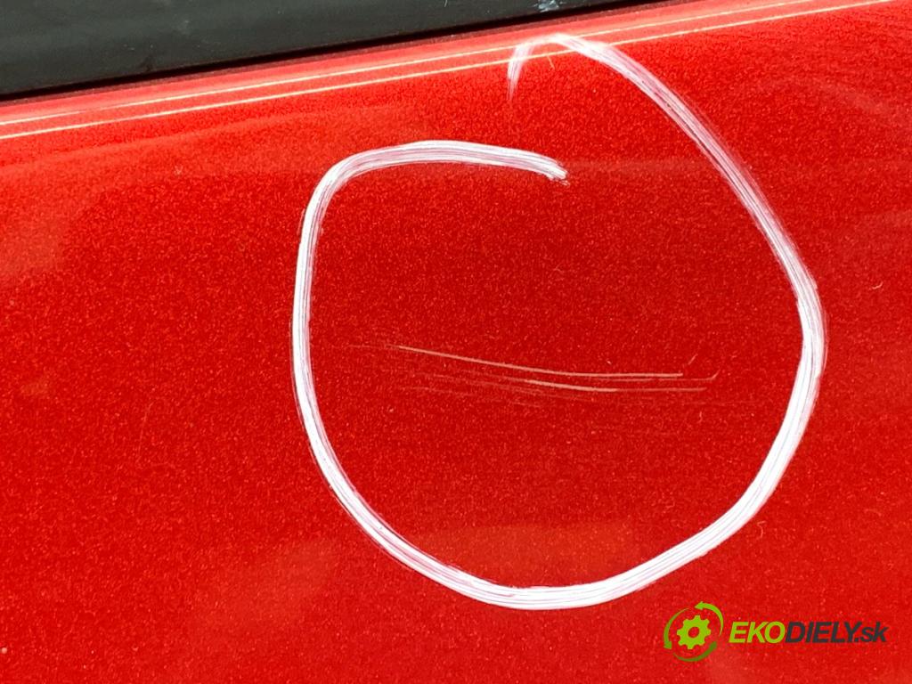 SEAT LEON III Kombi 2019 221 kW 2.0 Cupra 4Drive 1984 dveře pravý zadní část