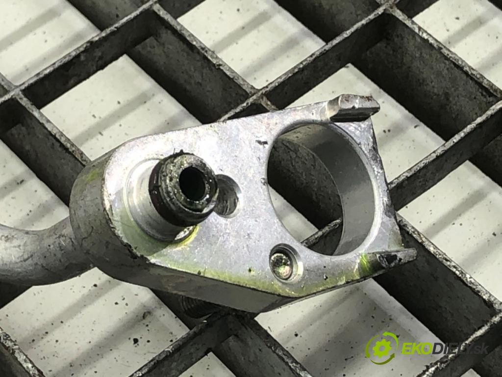 MERCEDES-BENZ S211 Kombi 2004 150 kW E 320 T CDI (211.226) 3222 rúrka klimatizácie  (Rúrka klimatizácie)