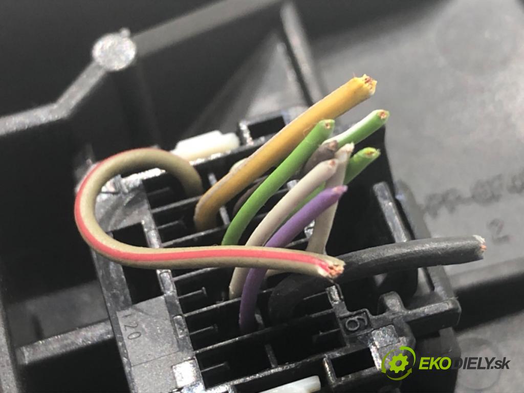 FORD USA MUSTANG VI coupe 2016 224 kW 3.7 V6 3726 Prepínač kombinovaný EG9T-14B522-BEW (Prepínacie páčky pod volantom)