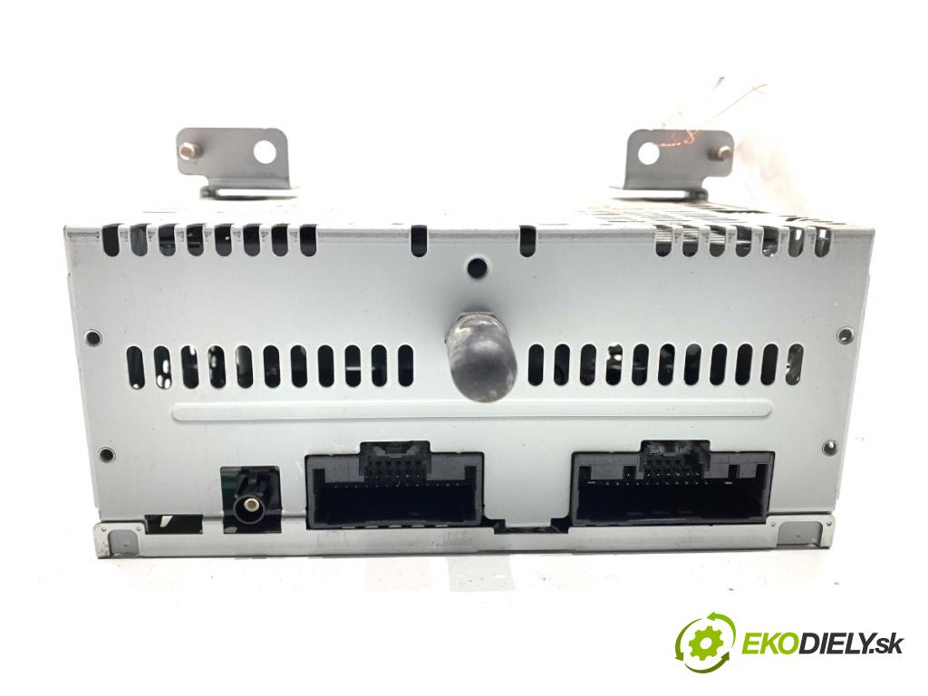 FORD USA MUSTANG VI coupe 2016 224 kW 3.7 V6 3726 RADIO GR3T-19C107-AA (Audio zariadenie)