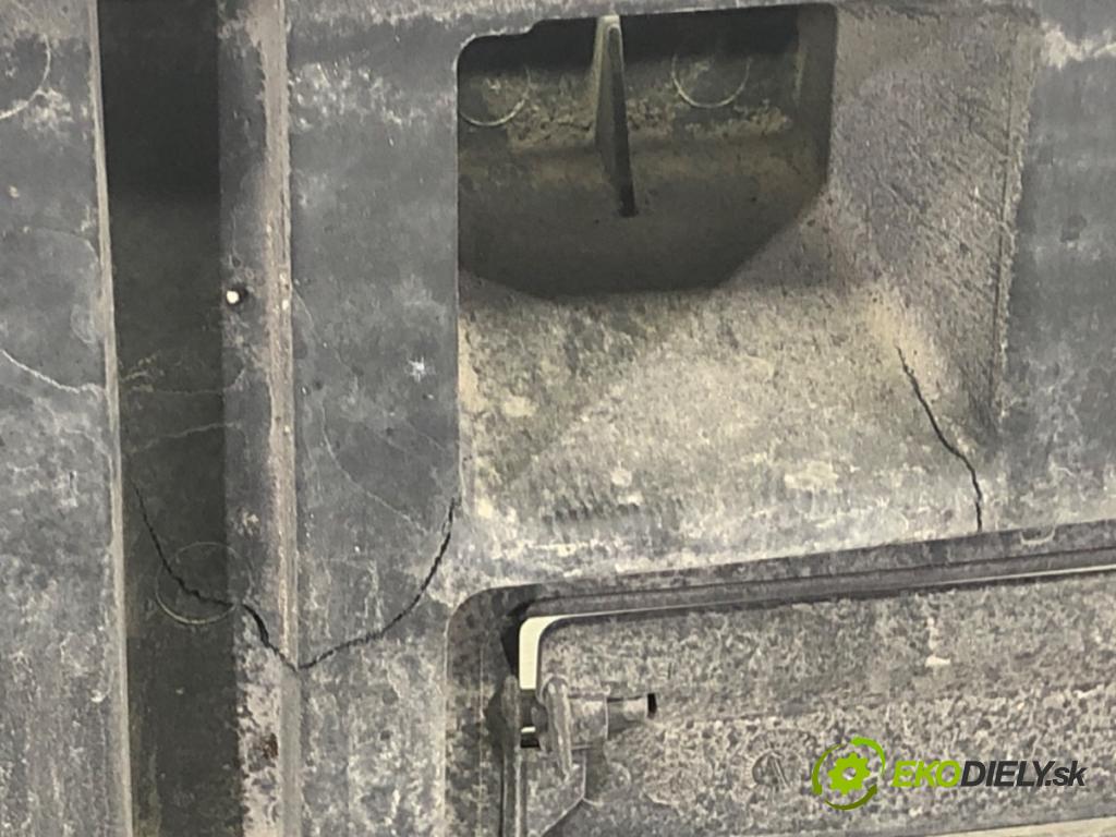 FORD USA MUSTANG VI coupe 2016 224 kW 3.7 V6 3726 ventilátor klimatizace  (Ventilátor chladiče klimatizace)