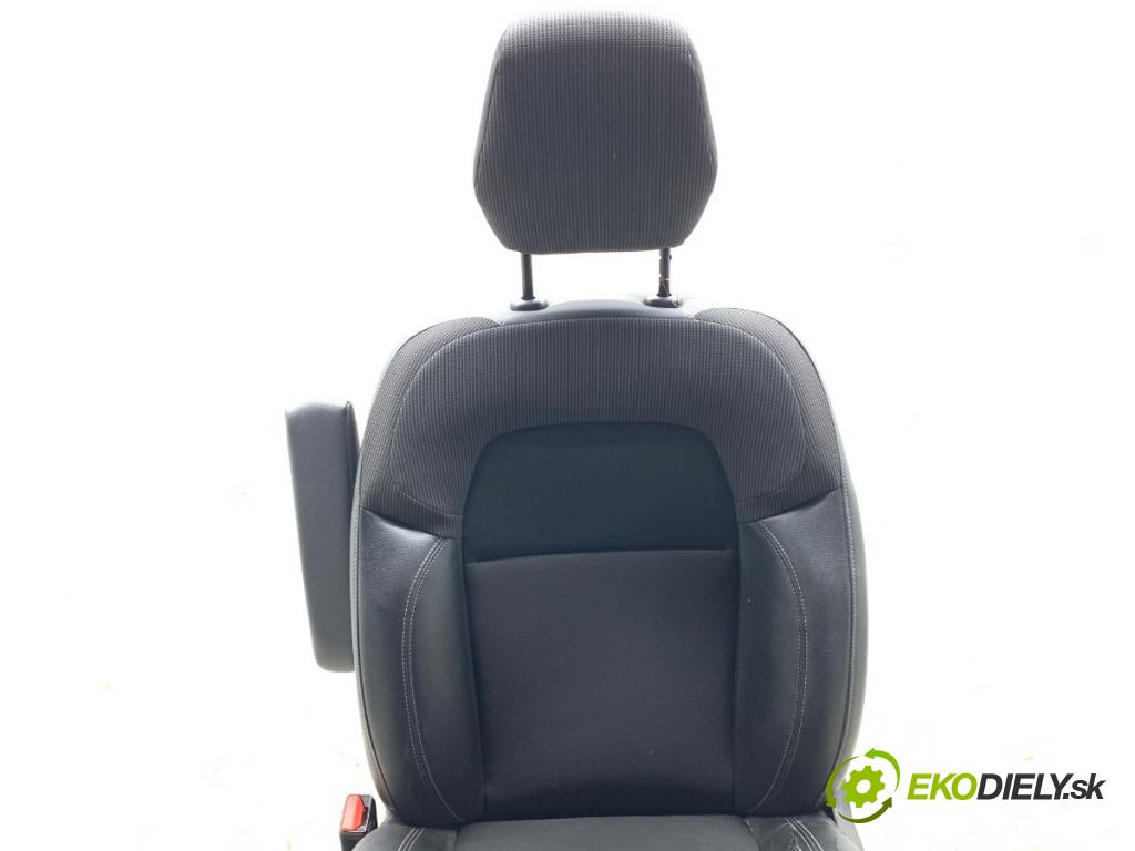 RENAULT EXPRESS Nadwozie pełne/minivan 2022 70 kW 1.5 Blue dCi 95 (F6AB) 1461 sedadlo levý přední část