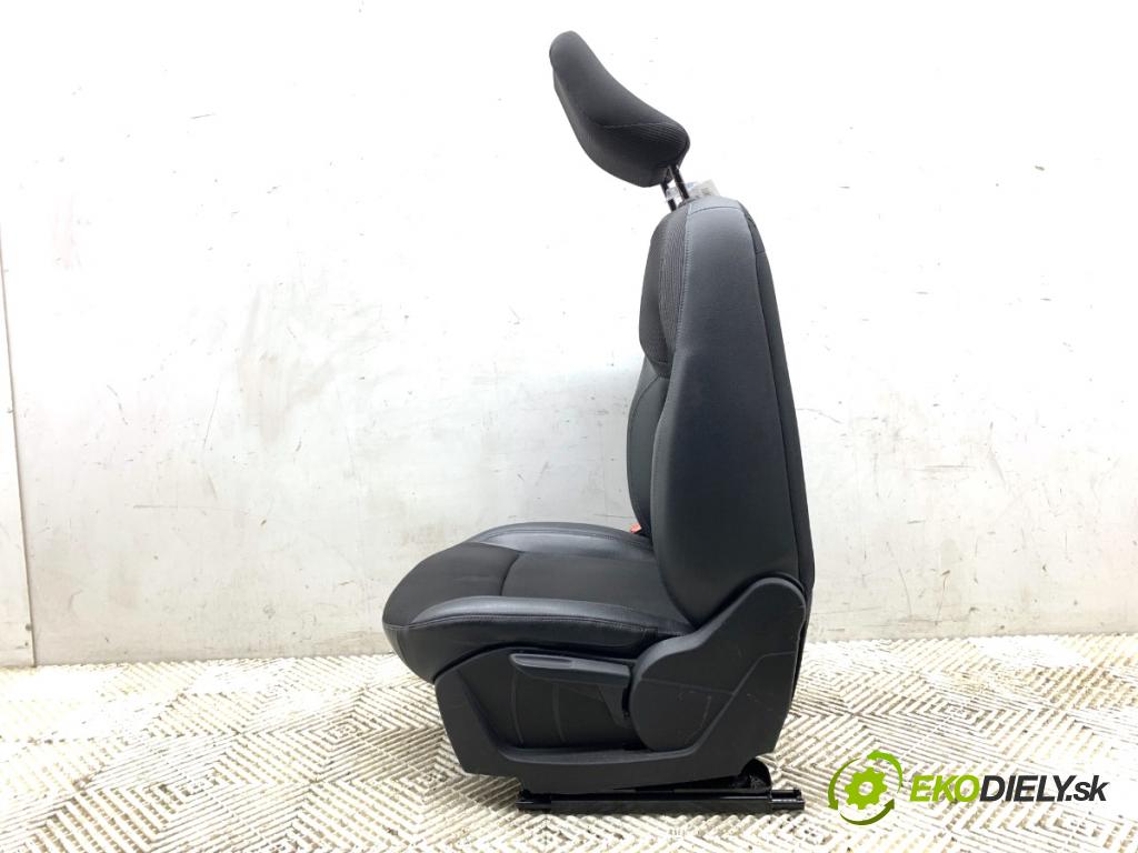 RENAULT EXPRESS Nadwozie pełne/minivan 2022 70 kW 1.5 Blue dCi 95 (F6AB) 1461 sedadlo levý přední část