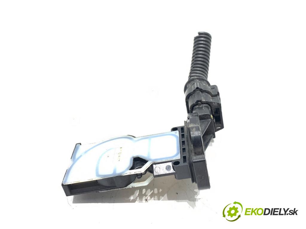 RENAULT EXPRESS Nadwozie pełne/minivan 2022 70 kW 1.5 Blue dCi 95 (F6AB) 1461 Váha vzduchu 226802715R (Váha vzduchu)