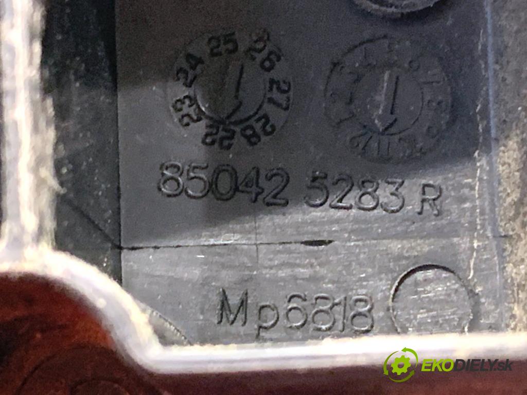 RENAULT EXPRESS Nadwozie pełne/minivan 2022 70 kW 1.5 Blue dCi 95 (F6AB) 1461 úchyt nárazníka levý zadní část 850425283R