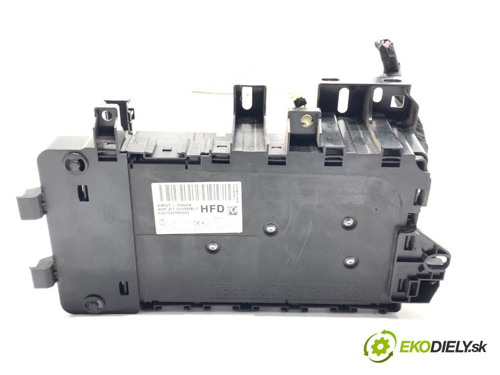 FORD USA MUSTANG VI coupe 2016 224 kW 3.7 V6 3726 modul BSI GR3T-15604-HFD (Pojistková skříňka)