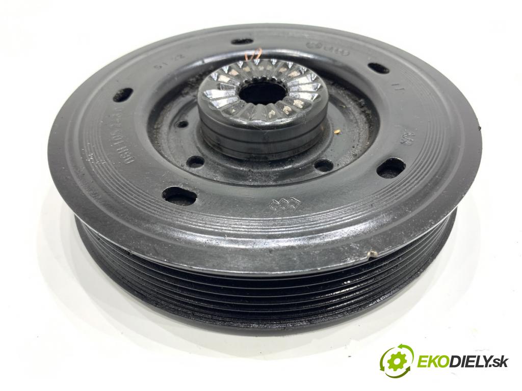 AUDI A7 C8 liftback 2023 195 kW 45 TFSI Mild Hybrid quattro 1984 koleso kolesová hriadeľa 06H105243Q (Remenica)