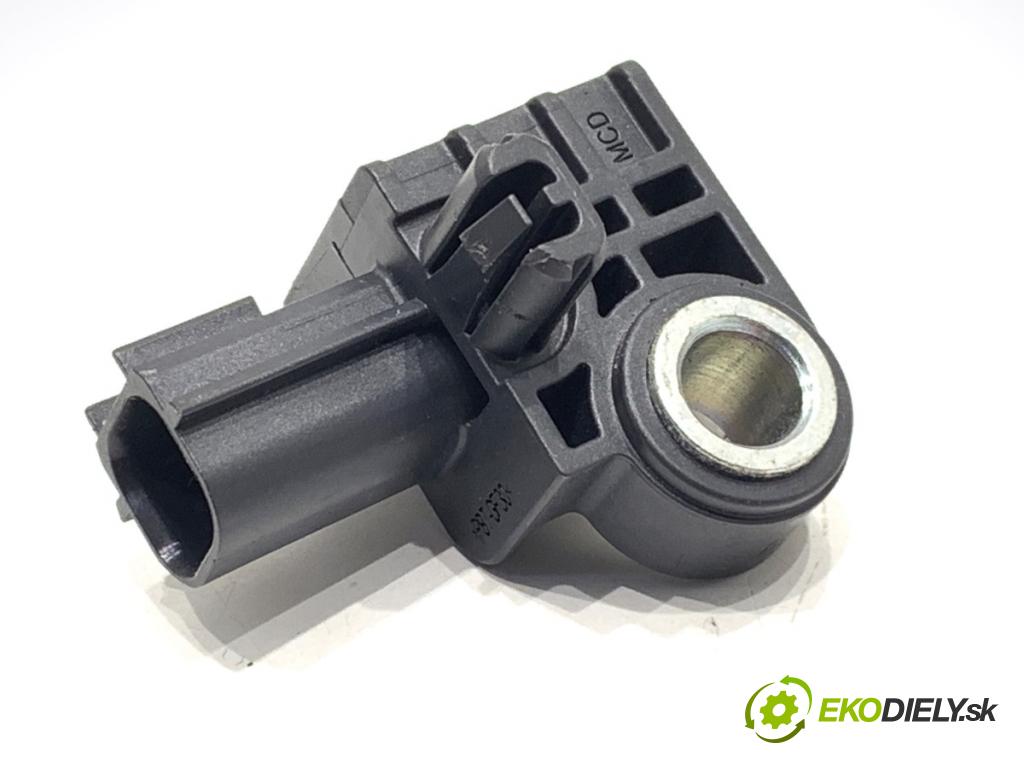 FORD USA MUSTANG VI coupe 2016 224 kW 3.7 V6 3726 Snímač nárazu VFR3T-148006-AA (Snímač nárazu)