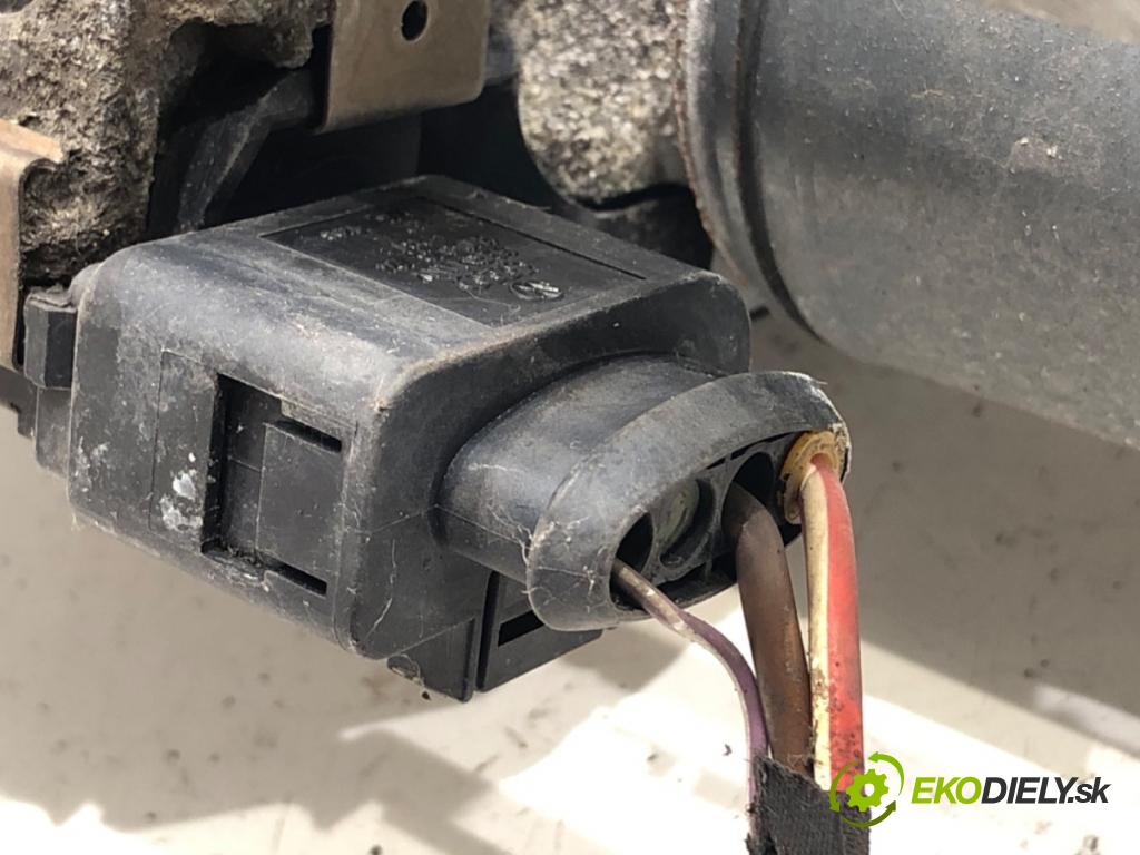 SEAT ALHAMBRA II nadwozie wielkoprzestrzenne (MPV) 2011 103 kW 2.0 TDI 1968 Mechanizmus stieračov predný 7N1955023A (Motorček stieračov predný)