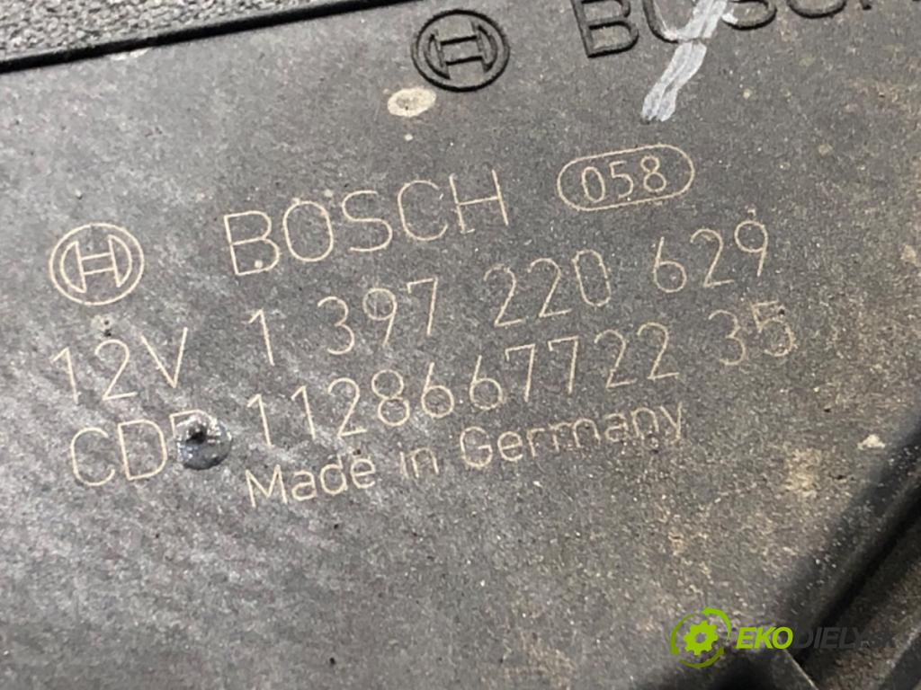 SEAT ALHAMBRA II nadwozie wielkoprzestrzenne (MPV) 2011 103 kW 2.0 TDI 1968 Mechanizmus stieračov predný 7N1955023A (Motorček stieračov predný)