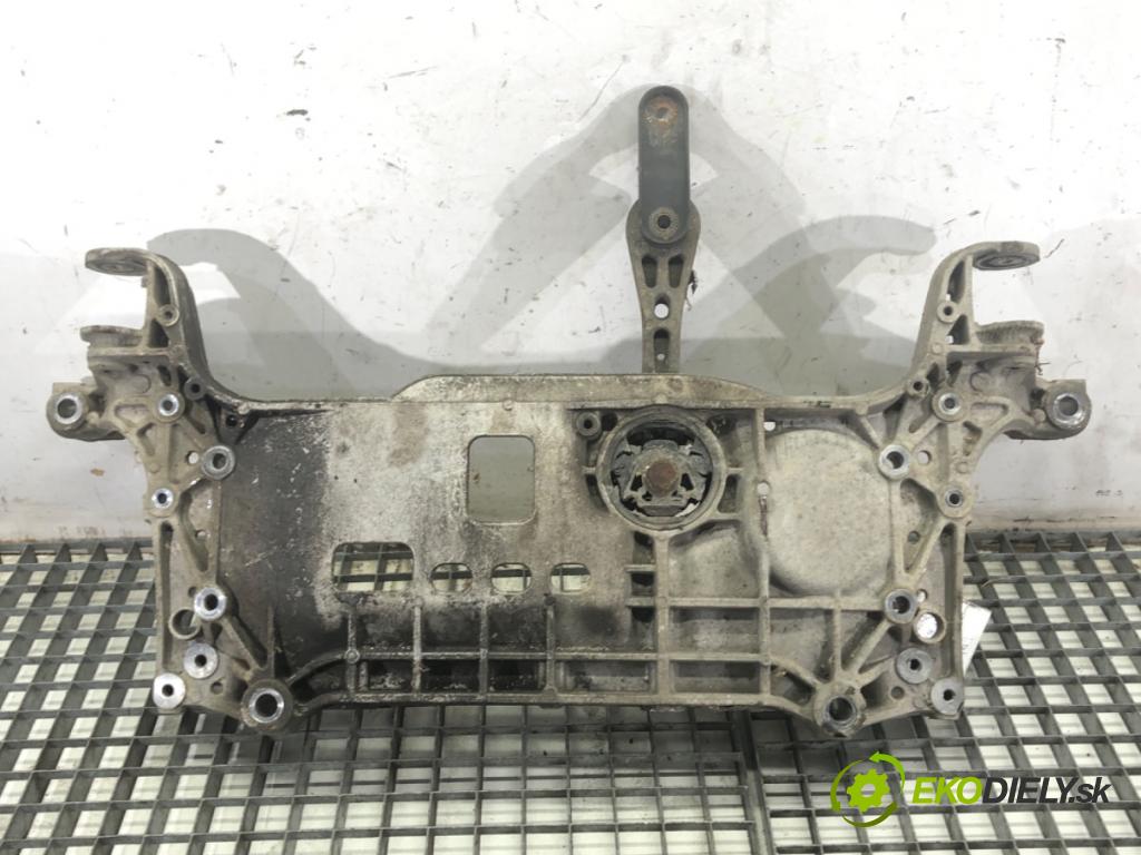 SEAT ALHAMBRA II nadwozie wielkoprzestrzenne (MPV) 2011 103 kW 2.0 TDI 1968 výztuha pod motor 7N0199369A (Přední výztuha)